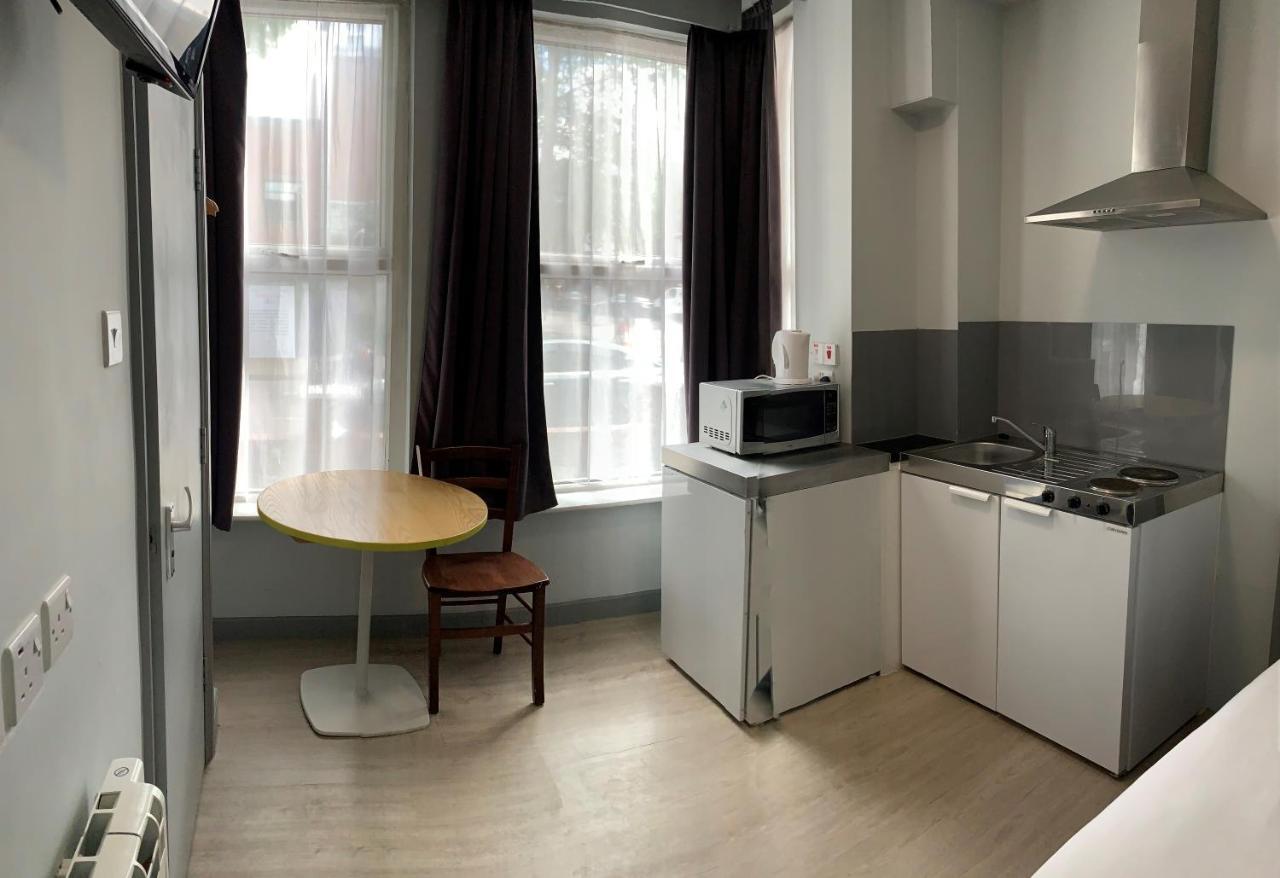 Euro Hotel Вэмблей Экстерьер фото